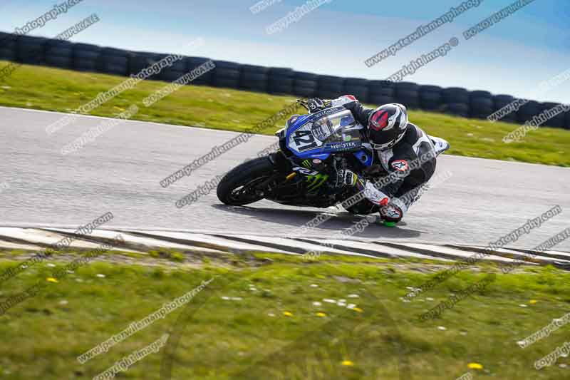 anglesey no limits trackday;anglesey photographs;anglesey trackday photographs;enduro digital images;event digital images;eventdigitalimages;no limits trackdays;peter wileman photography;racing digital images;trac mon;trackday digital images;trackday photos;ty croes